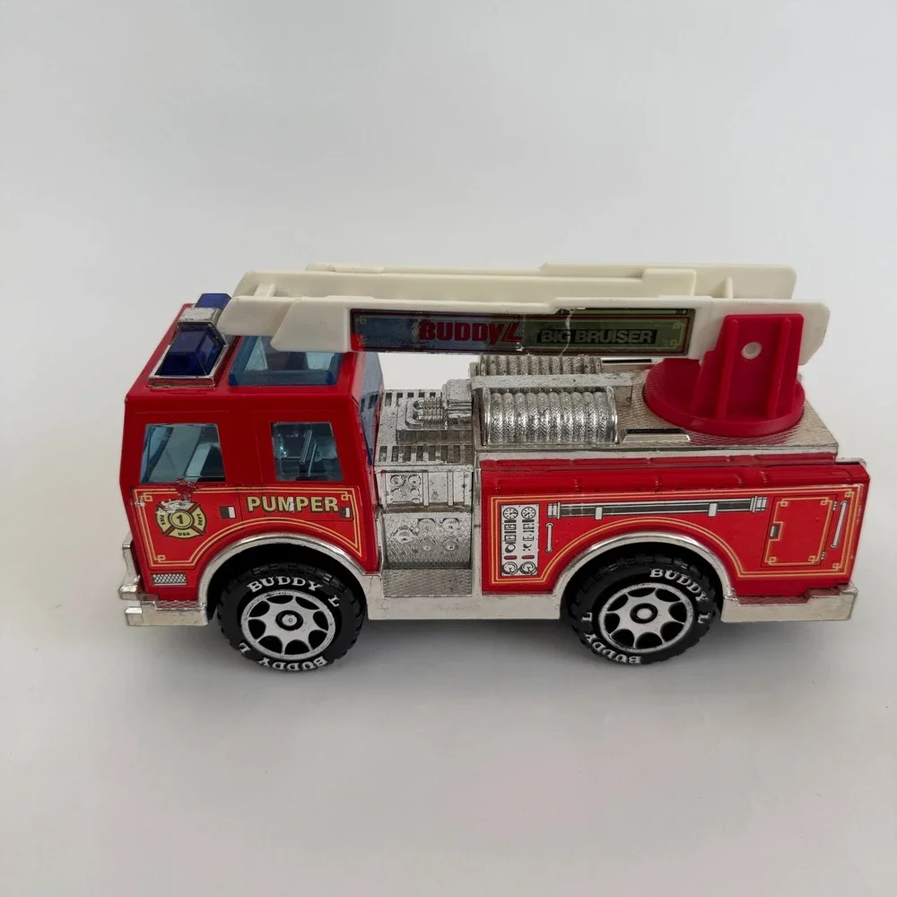 Vintage 1989 Buddy L Big Bruiser Pumper Fire Truck Ladder Lights & Sound Toy 10